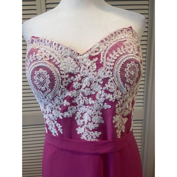 JJ's House Lace Train Covered Buttons Column Sweetheart Hot Pink Gown 14 NWT - Picture 6 of 10